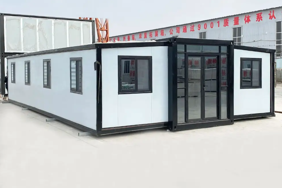 40Ft 20Ft Luxury Prefab Villa 2 3 4 5 Bedrooms Prefabricated Foldable Expandable Container House Portable Mobile Tiny Home